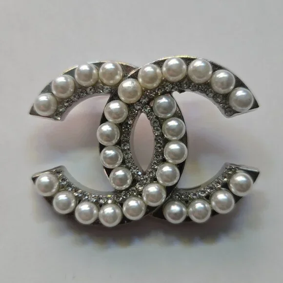 CC brooch - Picture 1 of 1